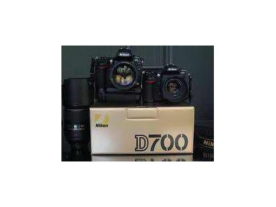 New Nikon D700  Camera +Nikon AF-S Nikko